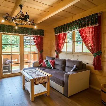 Bajkowa Osada Z Jacuzzi Chalet