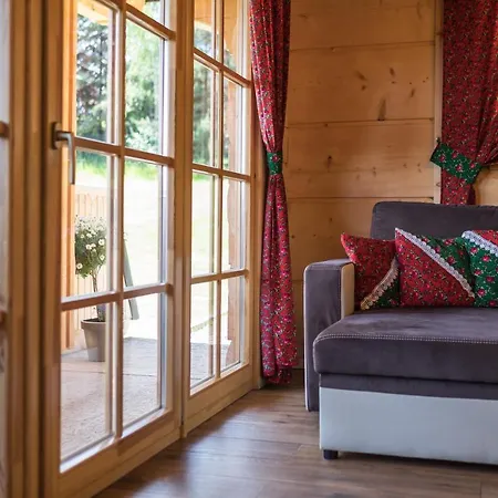 Bajkowa Osada Z Jacuzzi Chalet *