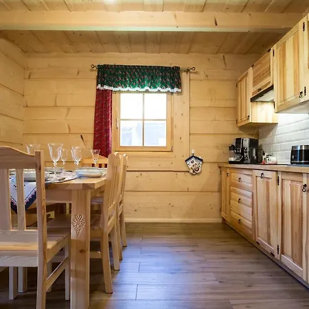 Chalet Bajkowa Osada Z Jacuzzi *